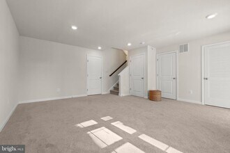 14 Lilac Cir in Mount Laurel, NJ - Building Photo - Building Photo