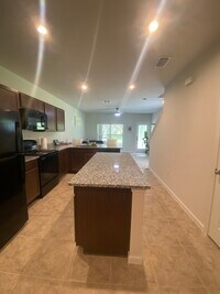 353 Sedgewick Dr photo'