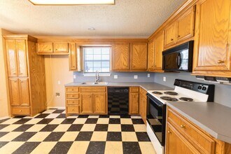 6115 8th St in Lubbock, TX - Building Photo - Building Photo