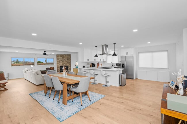 property at 2217 Cardinal Dr
