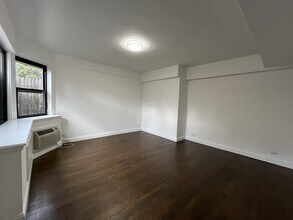 20 Beekman Pl, Unit 2B in New York, NY - Foto de edificio - Building Photo