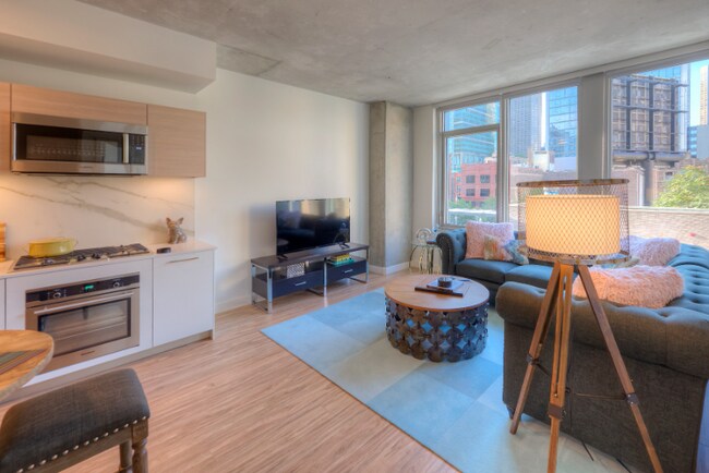 property at 175 N Desplaines St
