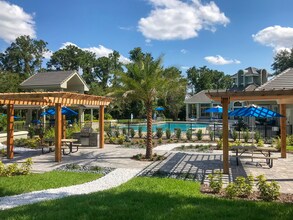 Southside Villas in Jacksonville, FL - Building Photo - Building Photo