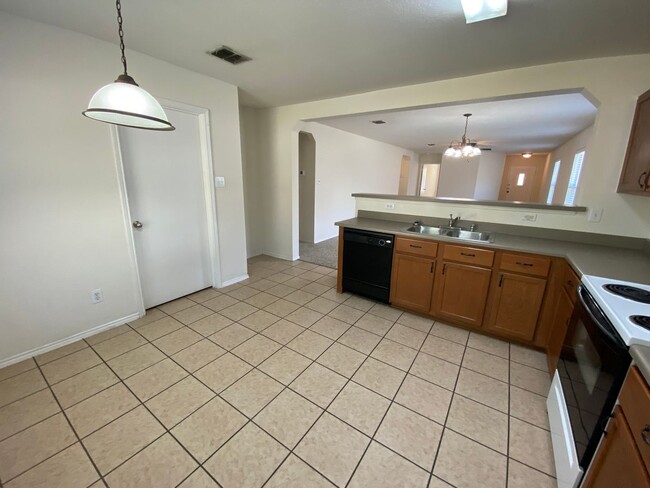 property at 8027 Ashwood Pointe