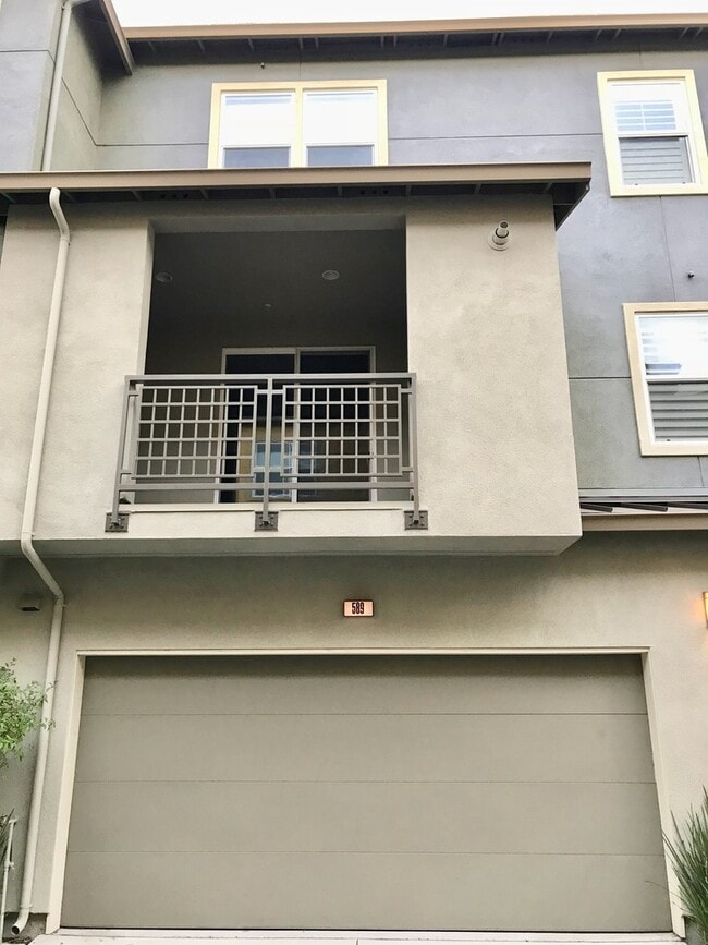 589 San Rivera Terrace in Sunnyvale, CA - Building Photo - Building Photo