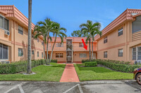 658 Saxony Pl in Delray Beach, FL - Building Photo - Building Photo