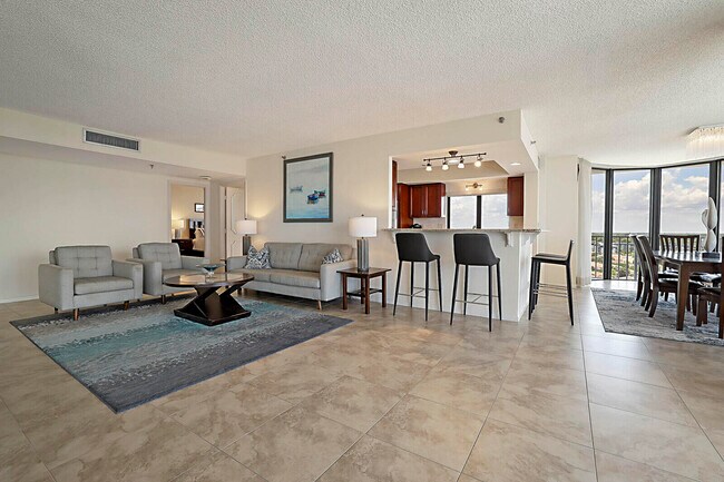 2917 S Ocean Blvd in Highland Beach, FL - Building Photo - Building Photo