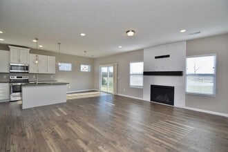 1601 Ashbury Ct in Carlisle, OH - Building Photo - Building Photo