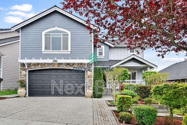 property at 7720 64th Pl NE