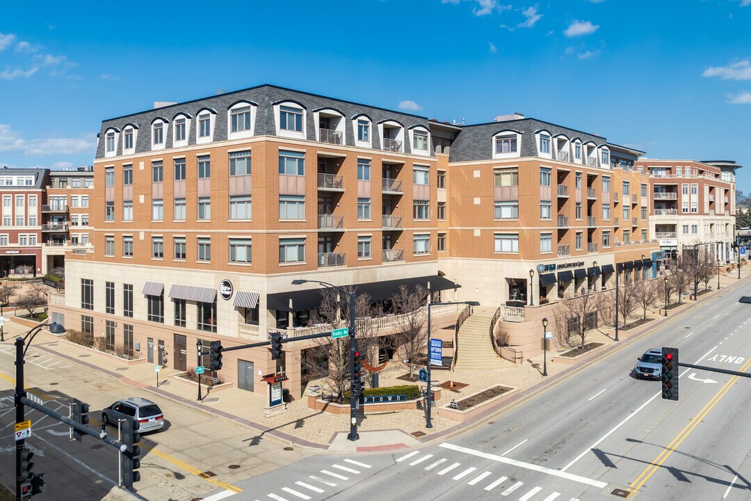 510-608 W Touhy Ave in Park Ridge, IL - Building Photo