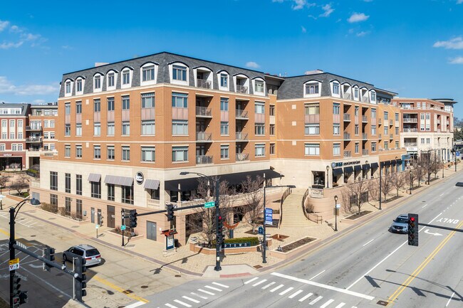 510-608 W Touhy Ave