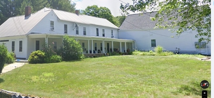 81 Oak St in East Bridgewater, MA - Building Photo - Building Photo