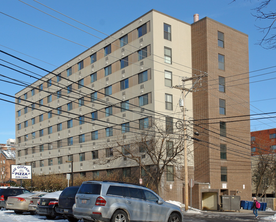 Hetzel Plaza in State College, PA - Building Photo