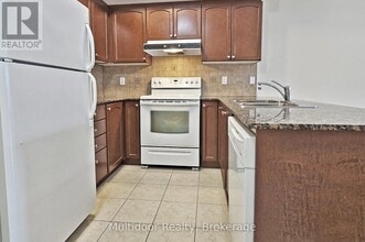 9901 Keele St in Vaughan, ON - Building Photo - Building Photo