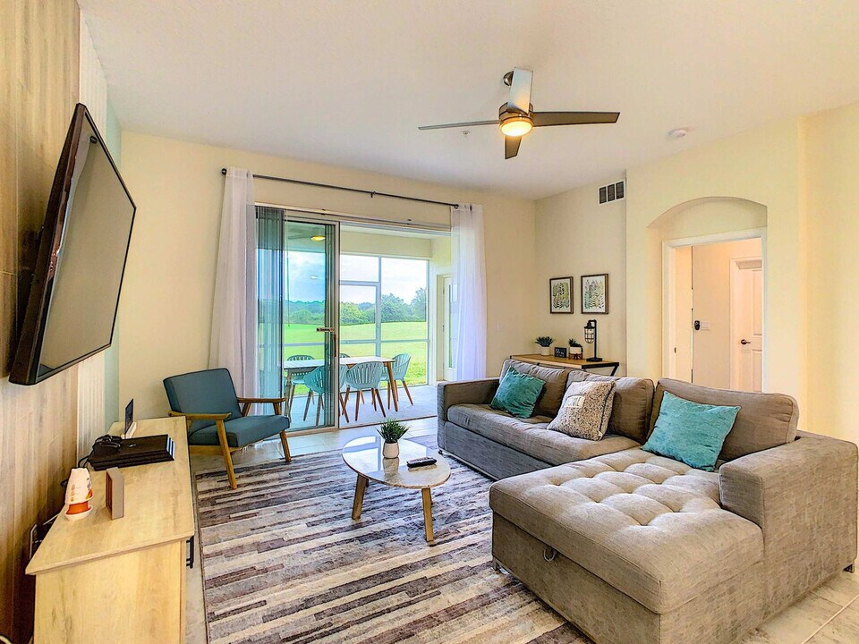 705 Ocean Course Ave in Kissimmee, FL - Building Photo