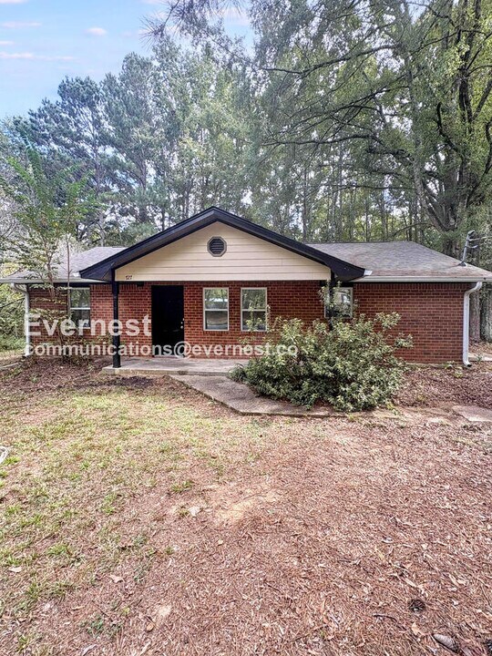 727 W Creek Cir in Monroe, GA - Building Photo
