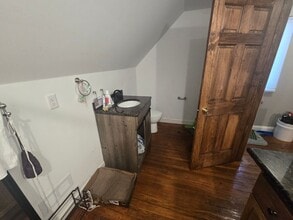 112 E Hill St in Champaign, IL - Building Photo - Building Photo