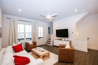 1305 Breezy St SE in Atlanta, GA - Building Photo - Building Photo