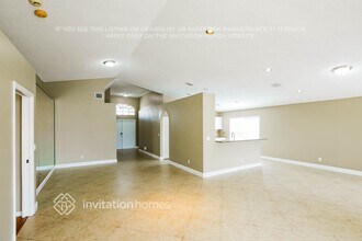 18031 SW 18th St in Miramar, FL - Foto de edificio - Building Photo