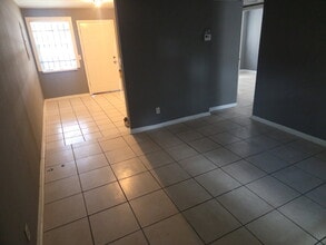 1277 W 27th St in Jacksonville, FL - Building Photo - Building Photo