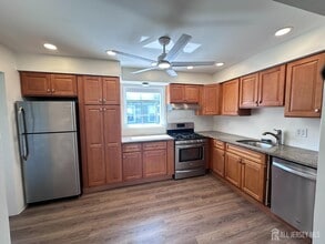 163 Passaic Ave in Hawthorne, NJ - Building Photo - Building Photo