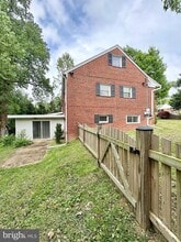 3066 Valley Ln in Falls Church, VA - Building Photo - Building Photo