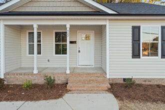 527 W Cemetery St in Salisbury, NC - Building Photo - Building Photo