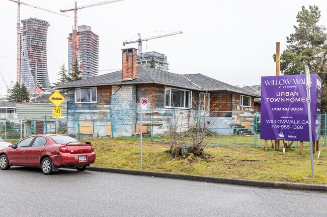 Willow Walk in Vancouver, BC - Building Photo - Building Photo
