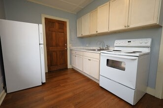 300 E 6th St in Adel, GA - Building Photo - Building Photo