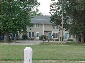 675 Ashworth Dr, Unit Three