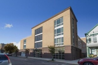 68 West Utopia in Guttenberg, NJ - Building Photo - Building Photo