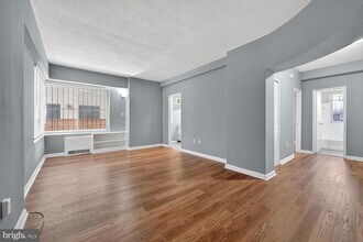 1727 Massachusetts Ave NW in Washington, DC - Building Photo - Building Photo