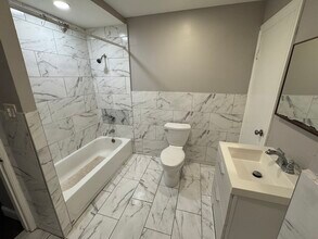 53 Cedar St, Unit #1 in Lynn, MA - Building Photo - Building Photo