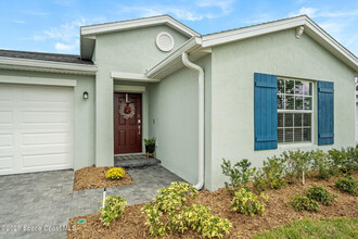 825 Dockside Dr SW in Melbourne, FL - Building Photo - Building Photo