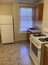 130 Talbot Ave, Unit 3 in Boston, MA - Foto de edificio - Building Photo