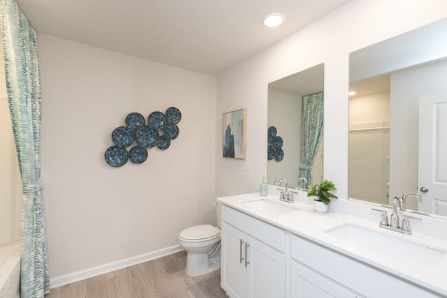 866 Misty Holw Trl in Lawrenceville, GA - Building Photo - Building Photo