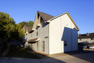 Cedar Cove in Clinton, MS - Building Photo - Building Photo