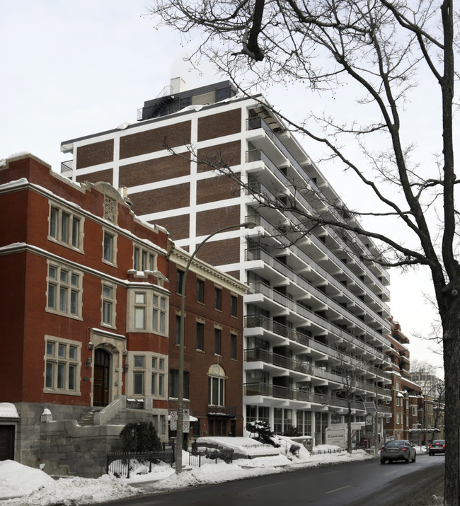 Embassy Row Apartments in Montréal, QC - Building Photo - Building Photo