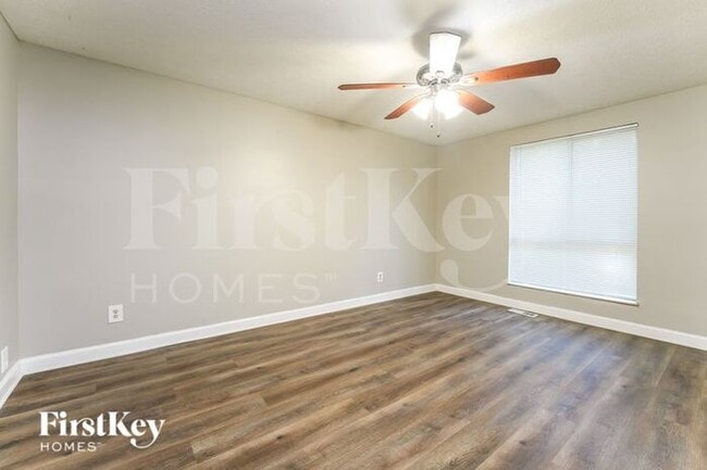 1362 Tucker Woods Dr NW in Norcross, GA - Foto de edificio - Building Photo