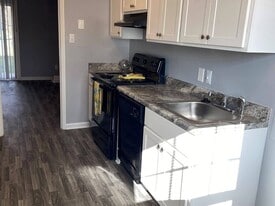Legacy Sedgefield Townhomes in Greensboro, NC - Building Photo