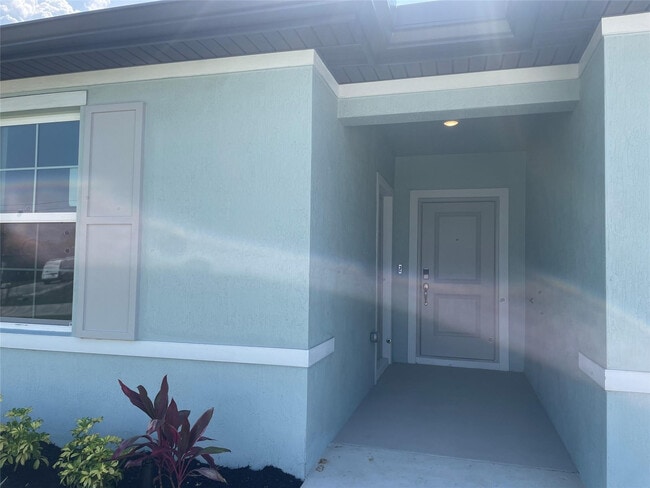 4614 SW Athena Dr in Port St. Lucie, FL - Building Photo - Building Photo