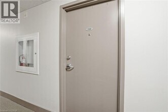 149 Main St W in Hamilton, ON - Building Photo - Building Photo