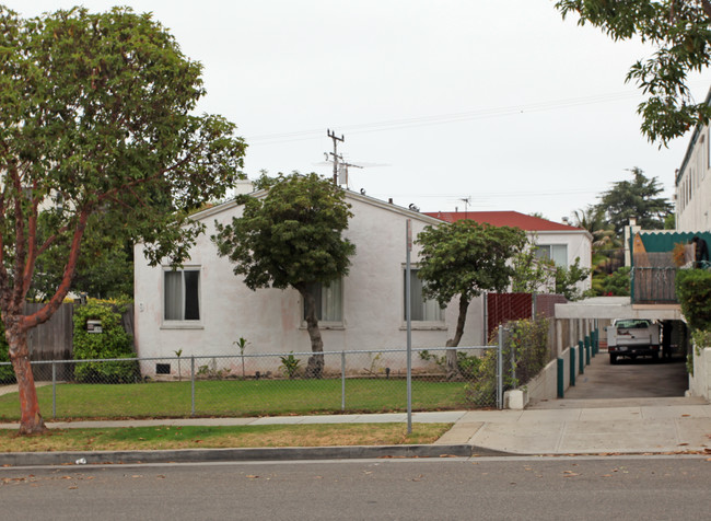 944 16th St in Santa Monica, CA - Building Photo - Building Photo