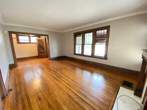 235 E 16th Ave in Columbus, OH - Building Photo - Building Photo