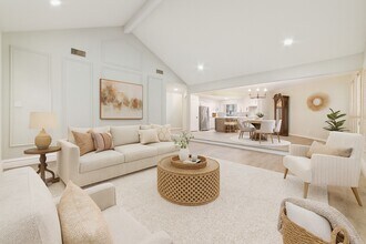 154 Old Bridge Lake St in Houston, TX - Building Photo - Building Photo