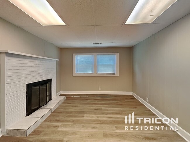 2463 Yolanda Trail in Ellenwood, GA - Building Photo - Building Photo