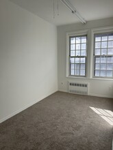 2107 74th St, Unit 2 in Brooklyn, NY - Foto de edificio - Building Photo