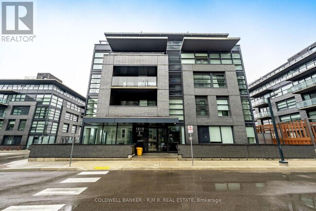 1610 Charles St in Whitby, ON - Building Photo - Building Photo