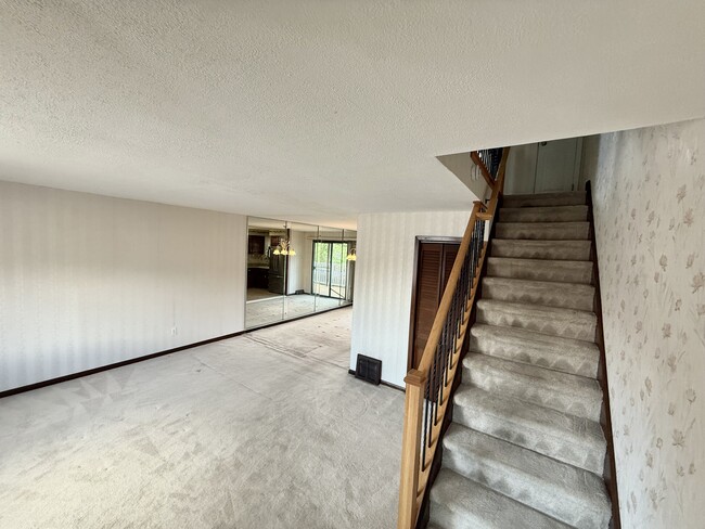 3620 Canby Dr in Philadelphia, PA - Building Photo - Building Photo