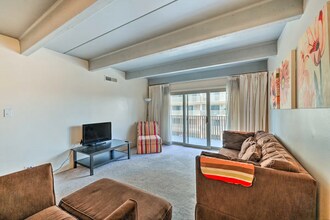 8060 E Girard Ave in Denver, CO - Building Photo - Building Photo